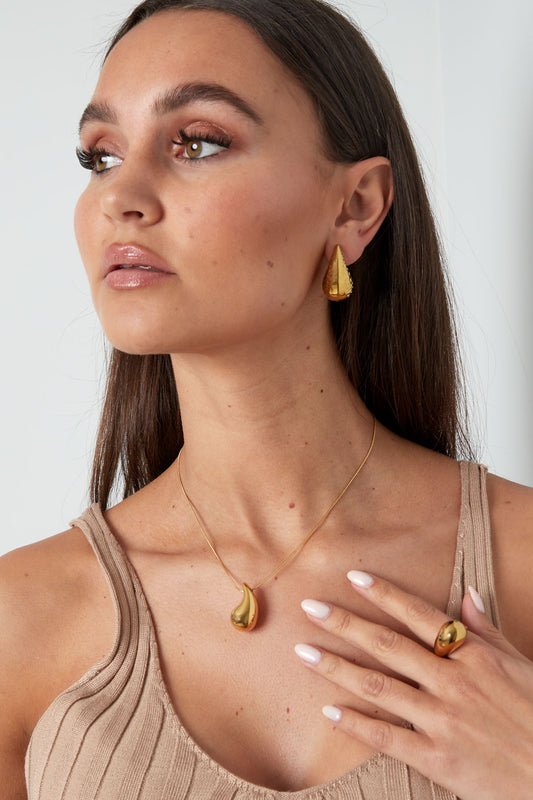 Dünne Kette mit kleinem Tropfenanhänger - Dutch Atelier