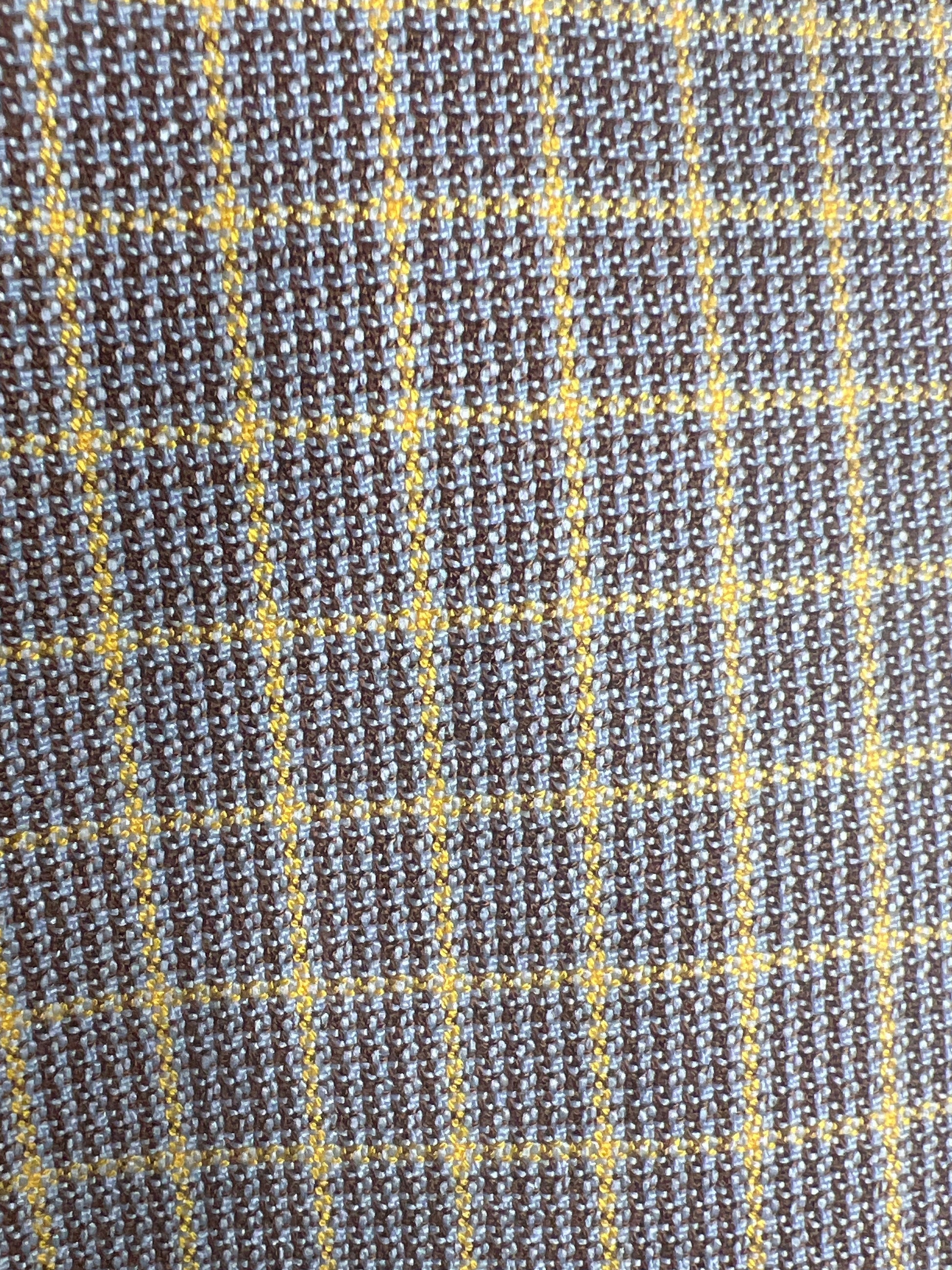 Braun, gelbe und graue Streifen im Karomuster 