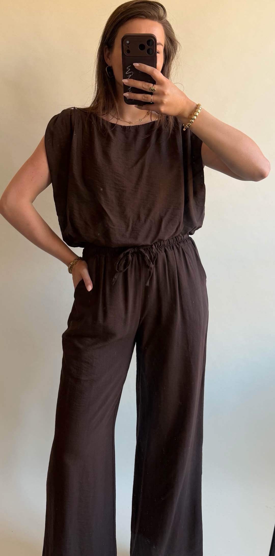 Maud Co-ord Set in Chocolate Brown mit Top und langer Hose