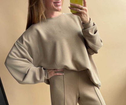 Noa Viskose-Pullover in Beige, Passform am Model, lässiger Stil