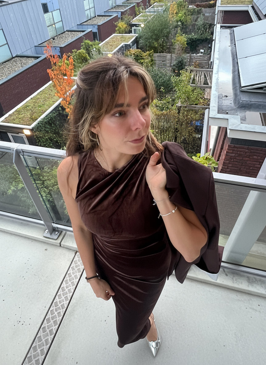 Tess Maxikleid aus Samt in Schokobraun